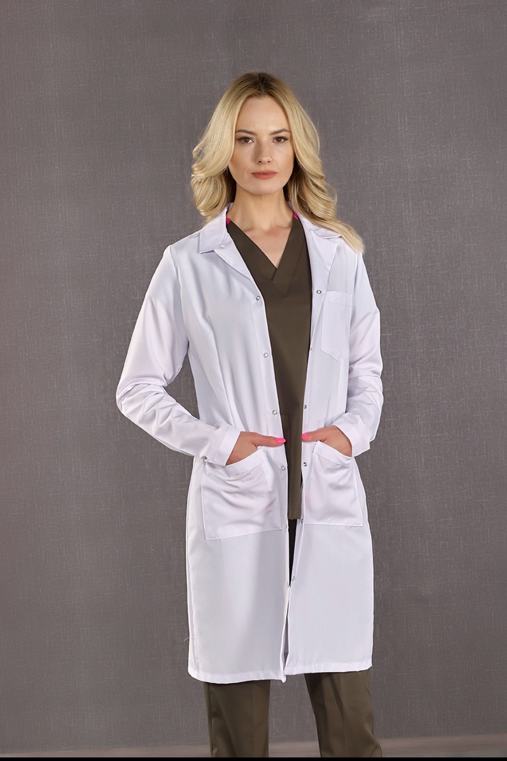 Woman Classic Collar Long Lab Coat