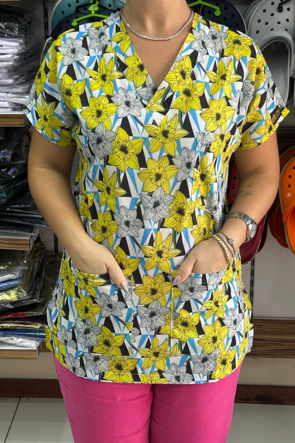 Sarı Çiçek Desenli Üst